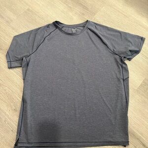 Old Navy Men's Dark Gray/Blue Short Sleeve Tee